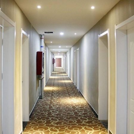 Luoyang Love Me Fashion Hotel Esterno foto