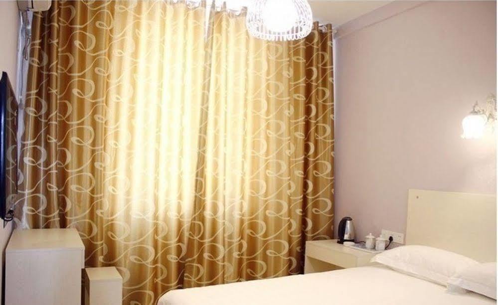 Luoyang Love Me Fashion Hotel Esterno foto